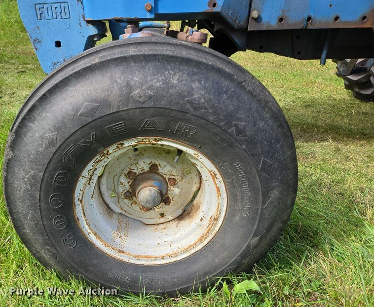 image for item EB1003 Ford 9700 tractor