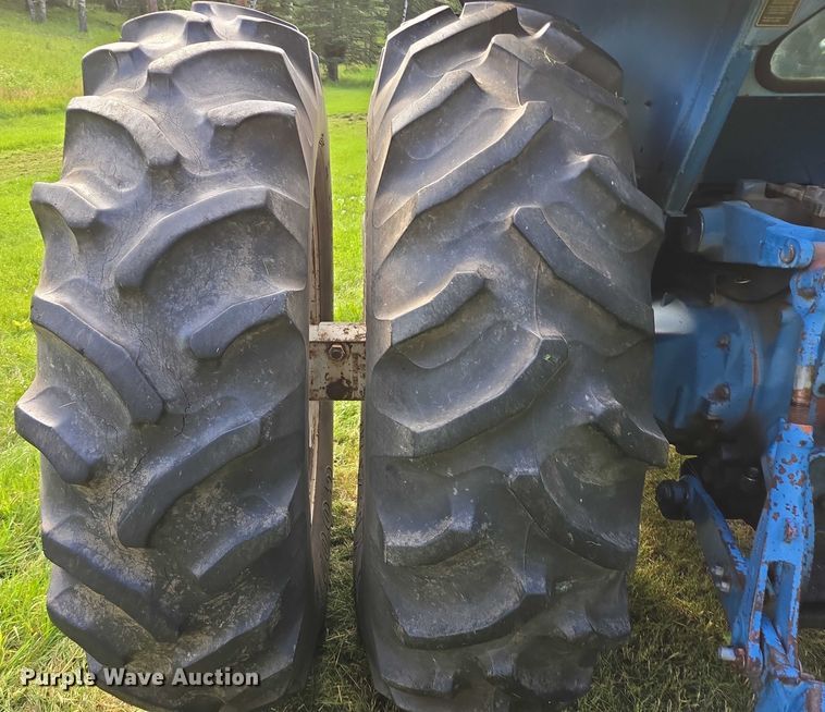 image for item EB1003 Ford 9700 tractor