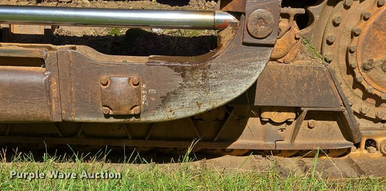 image for item EB1005 1982 Case 1450B dozer