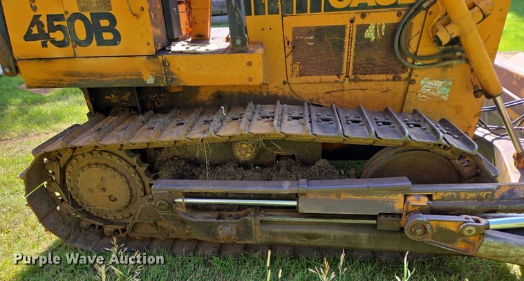 image for item EB1005 1982 Case 1450B dozer