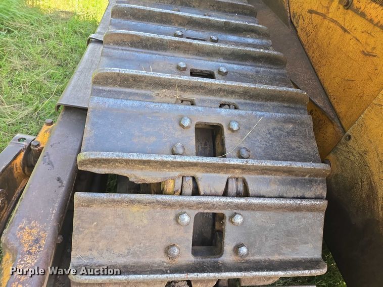 image for item EB1005 1982 Case 1450B dozer