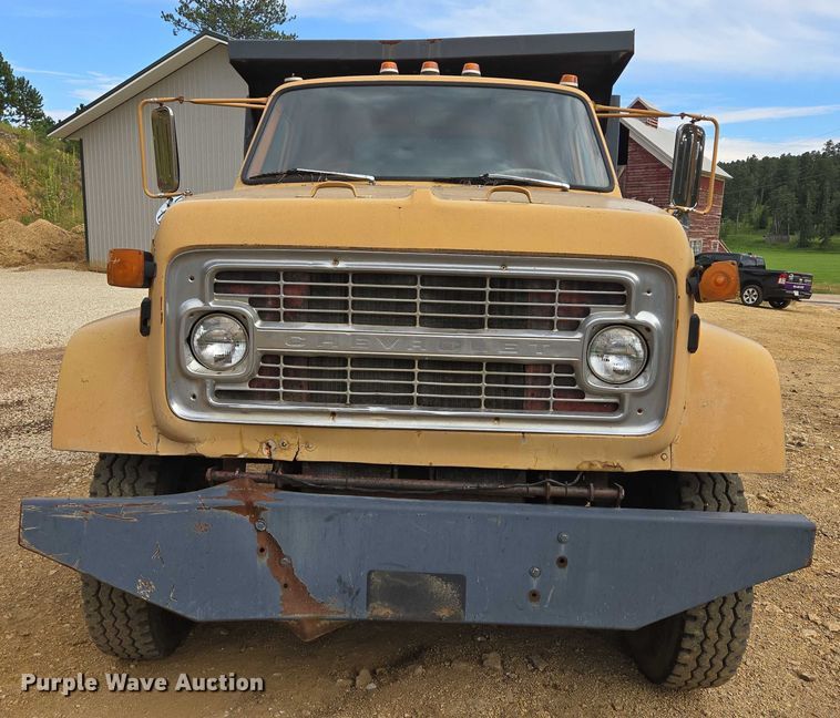 image for item EB1007 1978 Chevrolet 90 dump truck