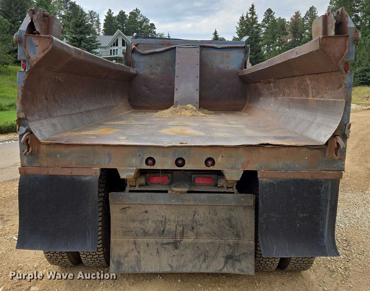 image for item EB1007 1978 Chevrolet 90 dump truck