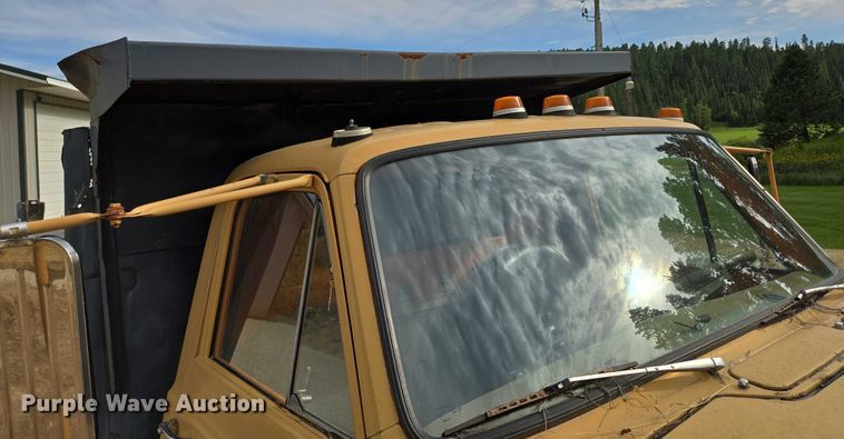 image for item EB1007 1978 Chevrolet 90 dump truck