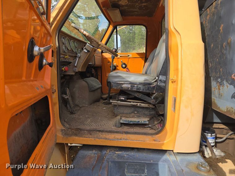 image for item EB1007 1978 Chevrolet 90 dump truck