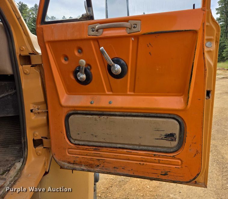 image for item EB1007 1978 Chevrolet 90 dump truck