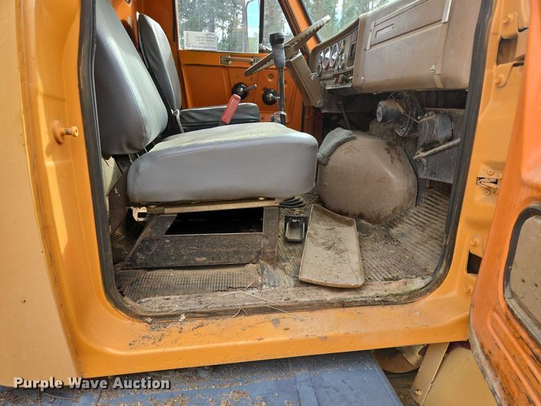 image for item EB1007 1978 Chevrolet 90 dump truck