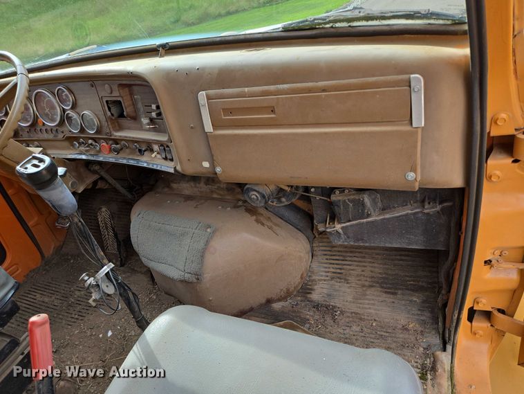 image for item EB1007 1978 Chevrolet 90 dump truck