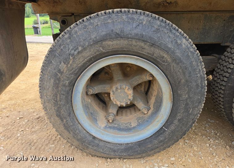 image for item EB1007 1978 Chevrolet 90 dump truck
