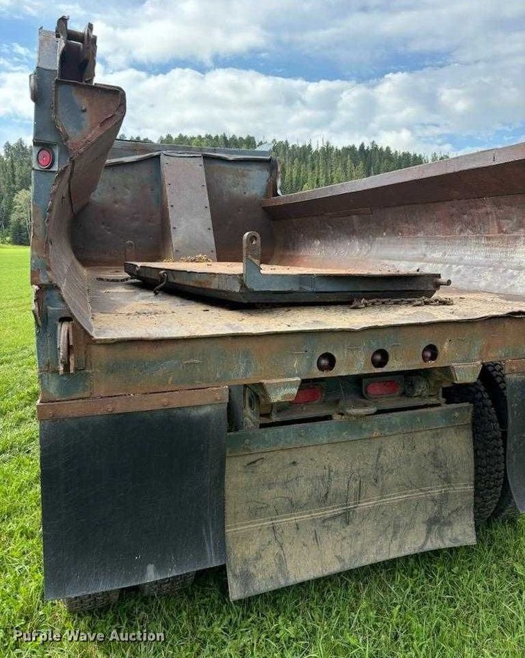 image for item EB1007 1978 Chevrolet 90 dump truck