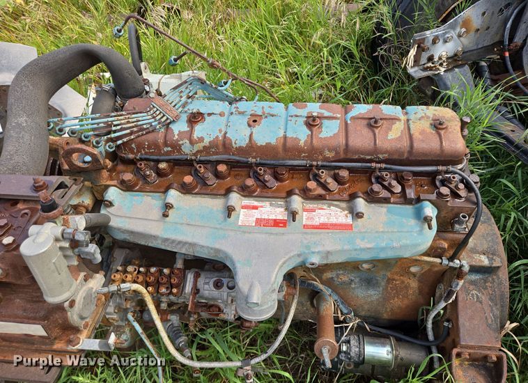 image for item EB1008 1993 International 4900 4x2 bucket truck