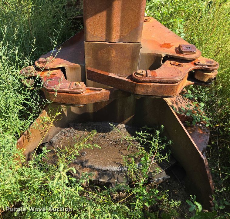 image for item EB1009 Timbco T425-D tree harvester