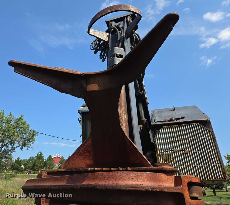 image for item EB1009 Timbco T425-D tree harvester