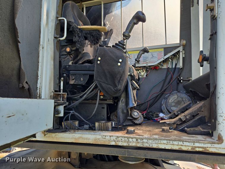 image for item EB1009 Timbco T425-D tree harvester