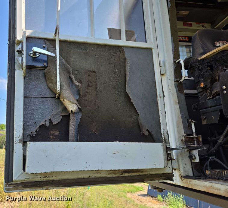 image for item EB1009 Timbco T425-D tree harvester