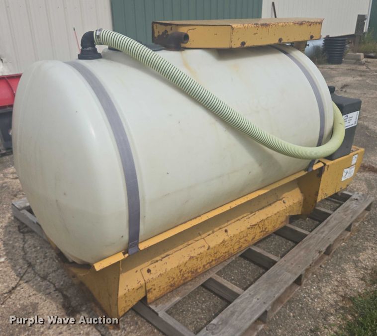 image for item EB1022 Vermeer fluid mixing system