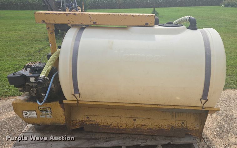 image for item EB1022 Vermeer fluid mixing system