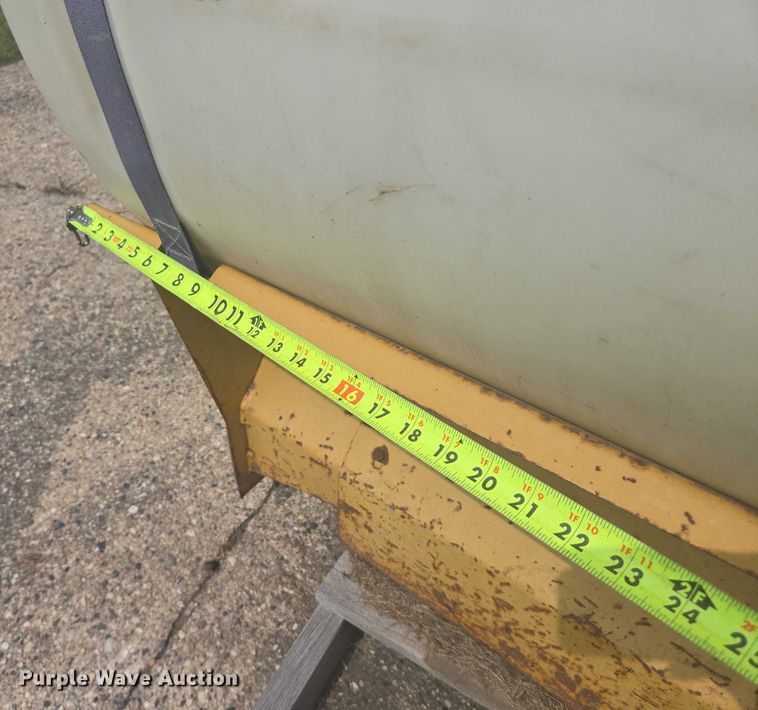 image for item EB1022 Vermeer fluid mixing system