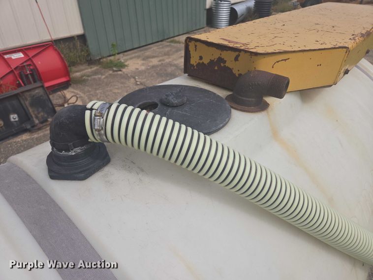 image for item EB1022 Vermeer fluid mixing system