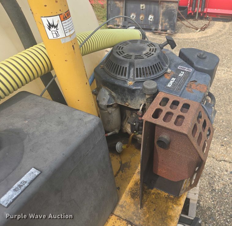 image for item EB1022 Vermeer fluid mixing system