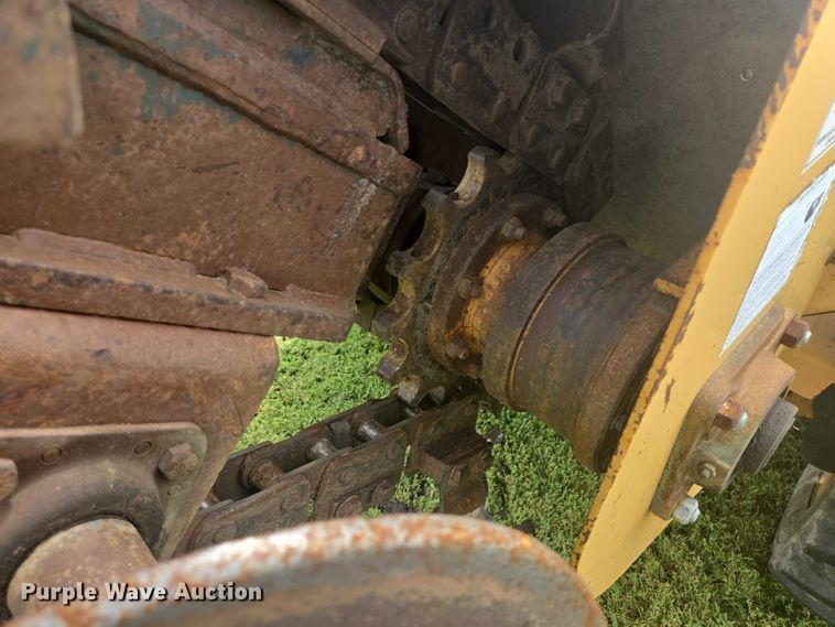 image for item EB1023 1996 Case 460 trencher