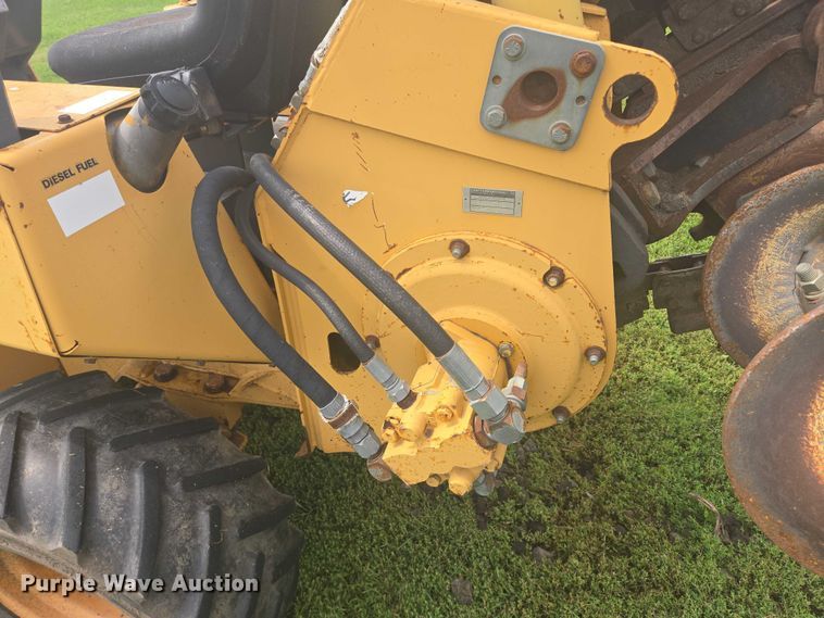 image for item EB1023 1996 Case 460 trencher