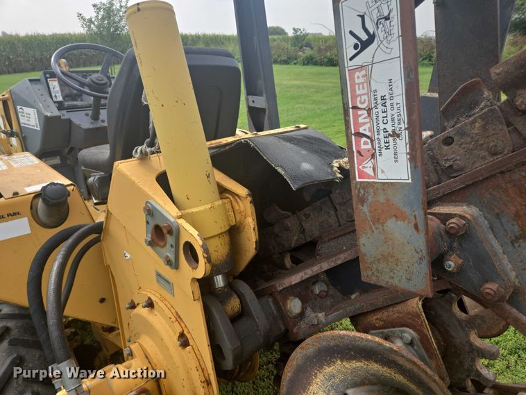 image for item EB1023 1996 Case 460 trencher