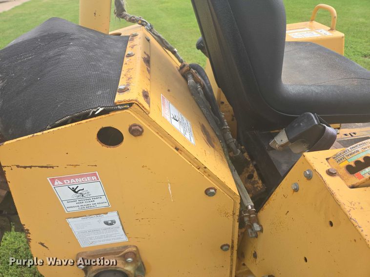 image for item EB1023 1996 Case 460 trencher