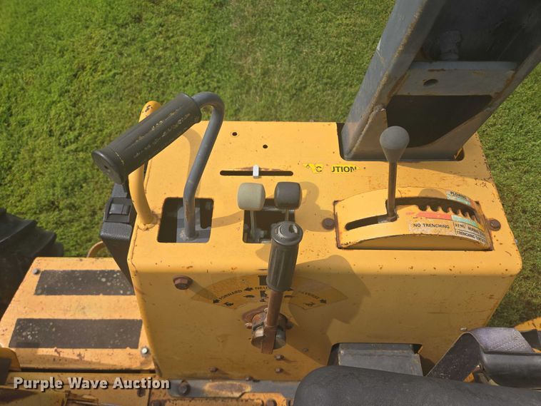 image for item EB1023 1996 Case 460 trencher