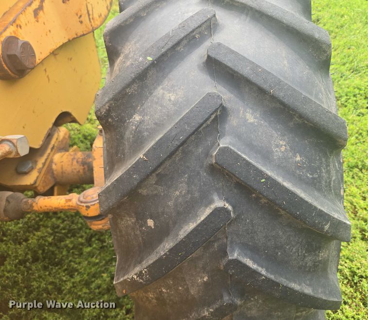 image for item EB1023 1996 Case 460 trencher