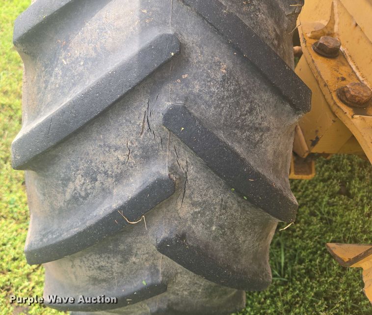 image for item EB1023 1996 Case 460 trencher