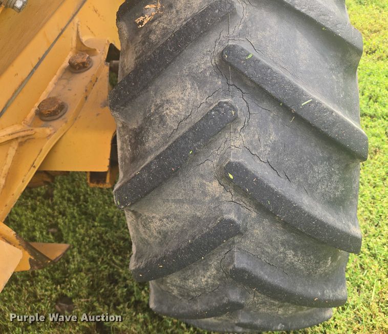 image for item EB1023 1996 Case 460 trencher