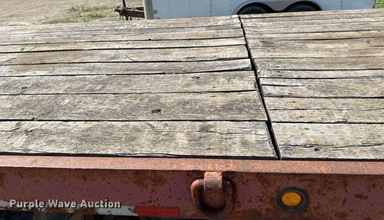 image for item EB2754 2004 Towmaster equipment trailer