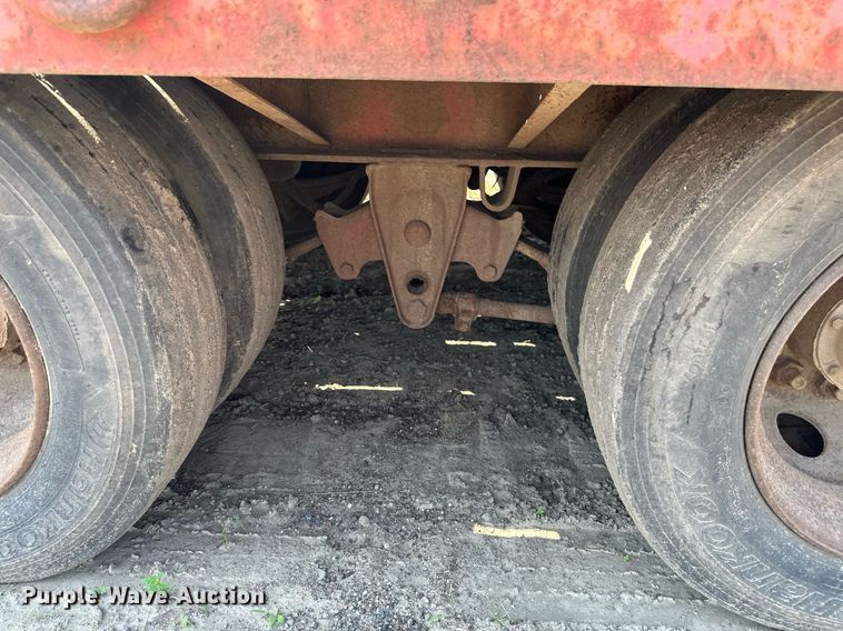 image for item EB2754 2004 Towmaster equipment trailer