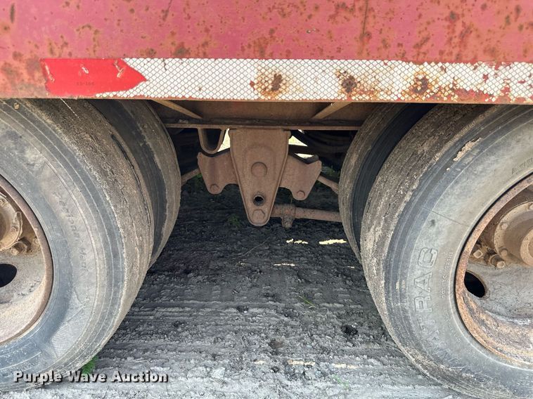 image for item EB2754 2004 Towmaster equipment trailer