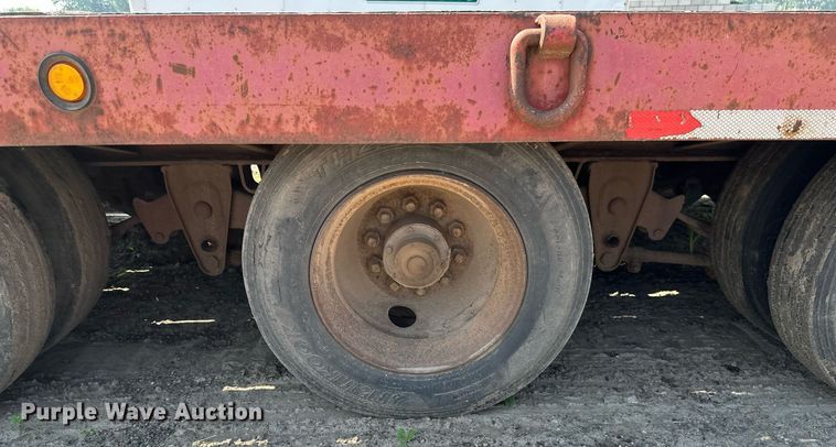 image for item EB2754 2004 Towmaster equipment trailer
