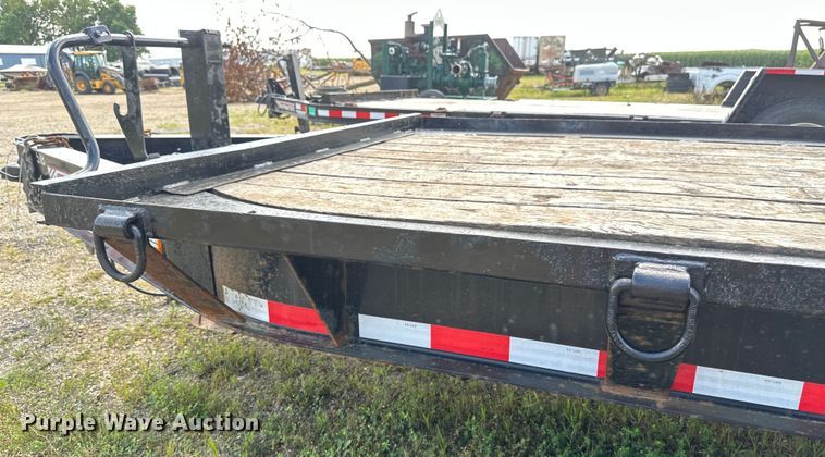 image for item EB2897 2019 Towmaster T16D equipment trailer