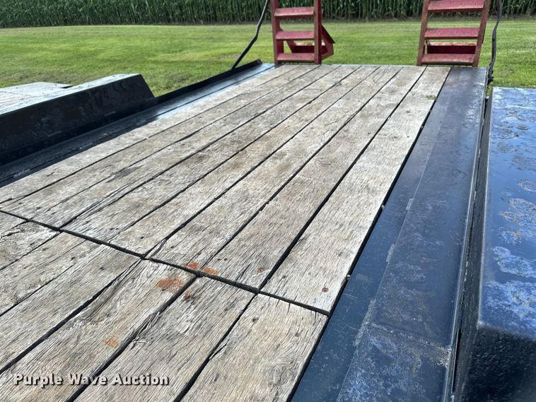 image for item EB2897 2019 Towmaster T16D equipment trailer