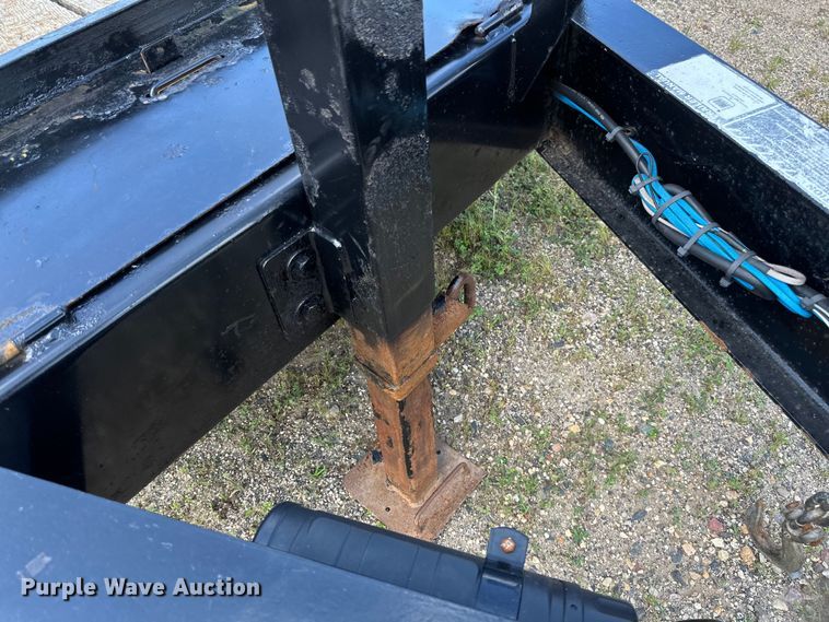 image for item EB2897 2019 Towmaster T16D equipment trailer