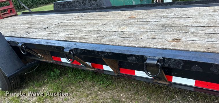 image for item EB2897 2019 Towmaster T16D equipment trailer