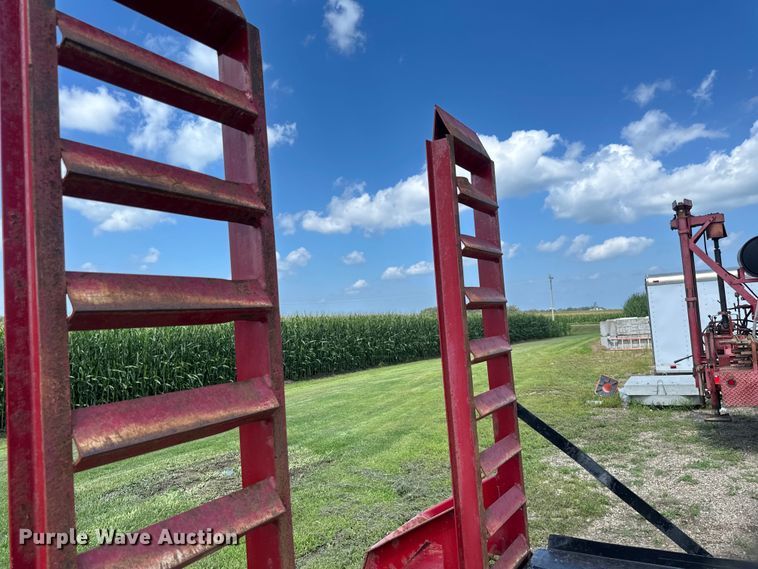 image for item EB2897 2019 Towmaster T16D equipment trailer