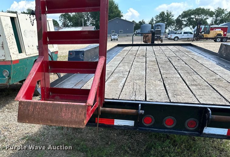 image for item EB2897 2019 Towmaster T16D equipment trailer