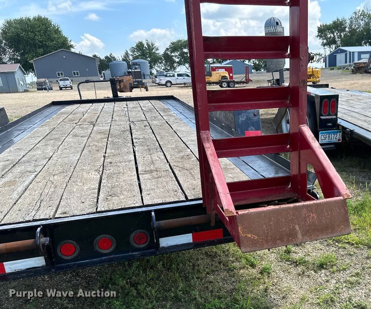 image for item EB2897 2019 Towmaster T16D equipment trailer