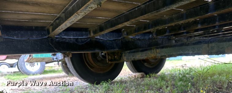 image for item EB2897 2019 Towmaster T16D equipment trailer