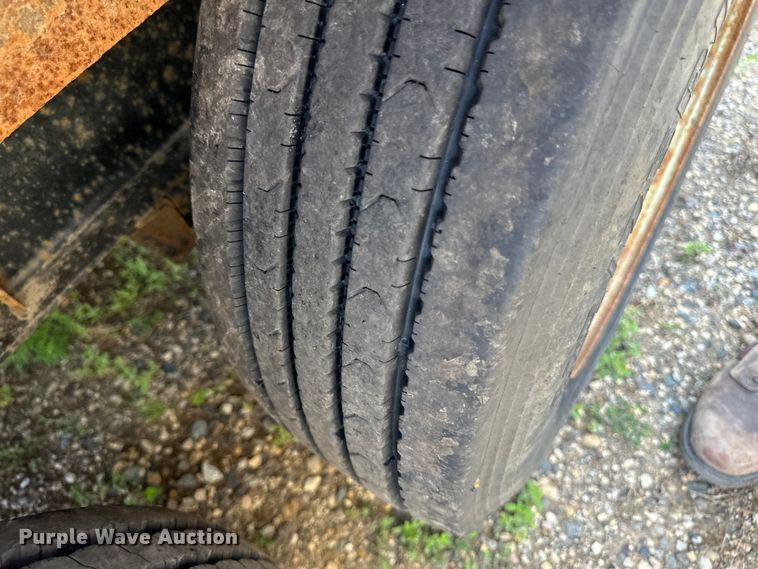 image for item EB2897 2019 Towmaster T16D equipment trailer