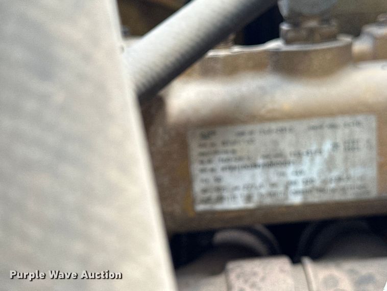 image for item EB2900 1999 International 2674 vacuum truck