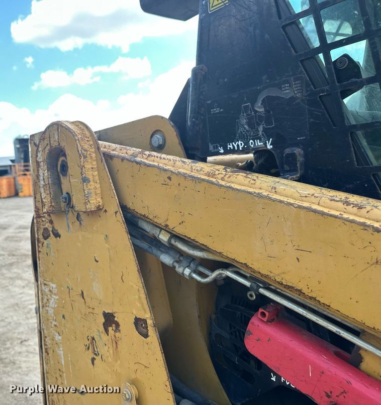 image for item EB2910 2012 Caterpillar 226B3 skid steer loader
