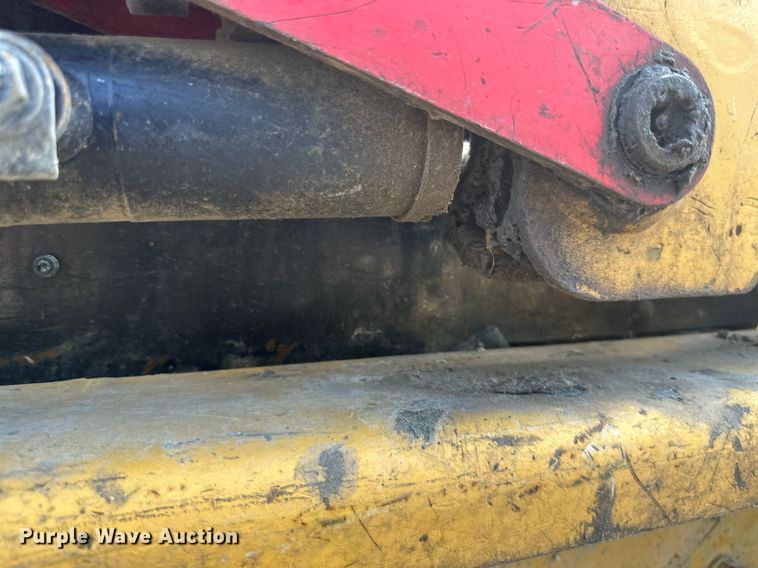 image for item EB2910 2012 Caterpillar 226B3 skid steer loader