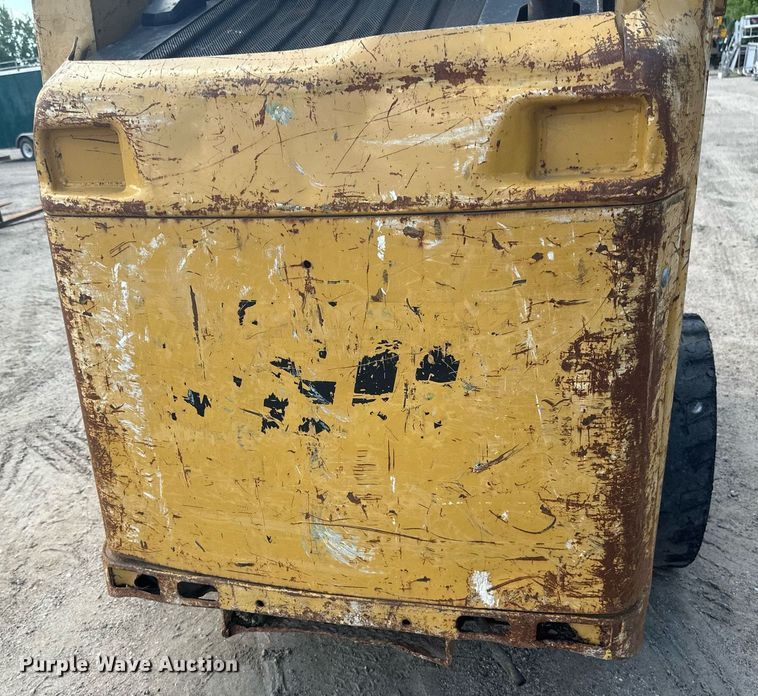 image for item EB2910 2012 Caterpillar 226B3 skid steer loader