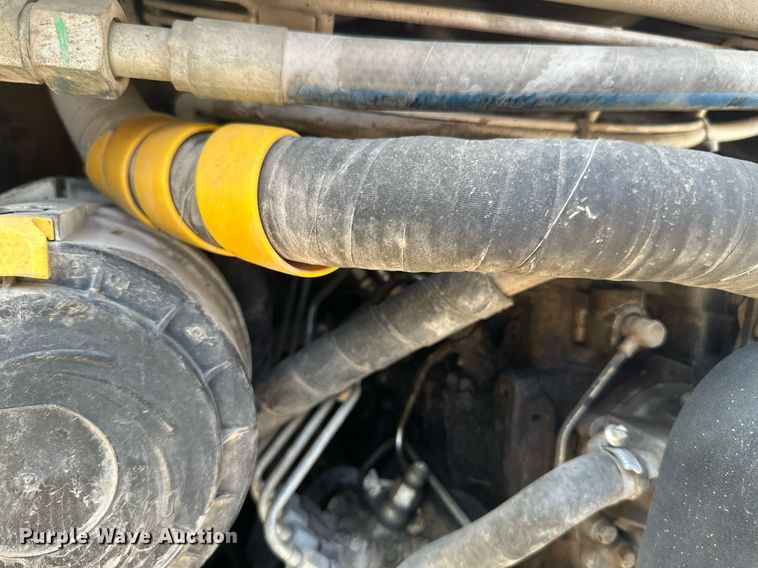 image for item EB2910 2012 Caterpillar 226B3 skid steer loader